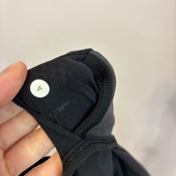 Lululemon Black with Camo Bra No Limits Tank Top Size 4 - Picture 7 of 8